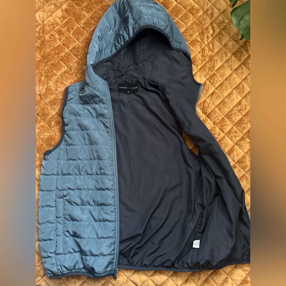 Hooded puffer vest